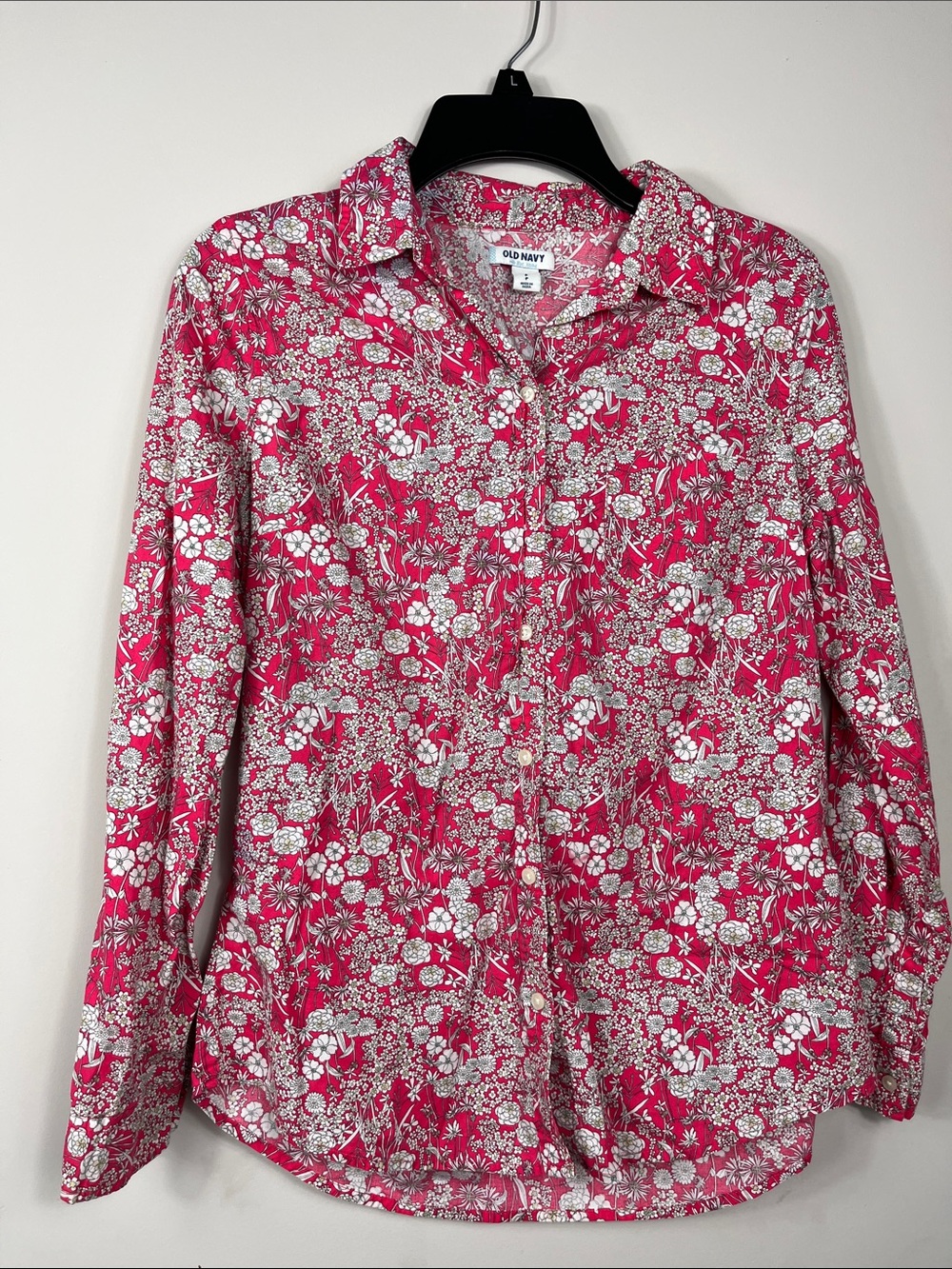 Old Navy Pink Floral Button Up Blouse Long Sleeve Collared Top Small